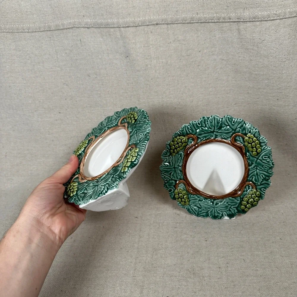 Seymour Mann Majolica Hand Painted Grapevine Ceramic Photo Frames Set of 2 Round